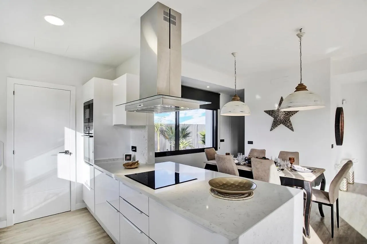 Villa Del Roque, Heated Pool & Luxury In El Roque 0*,